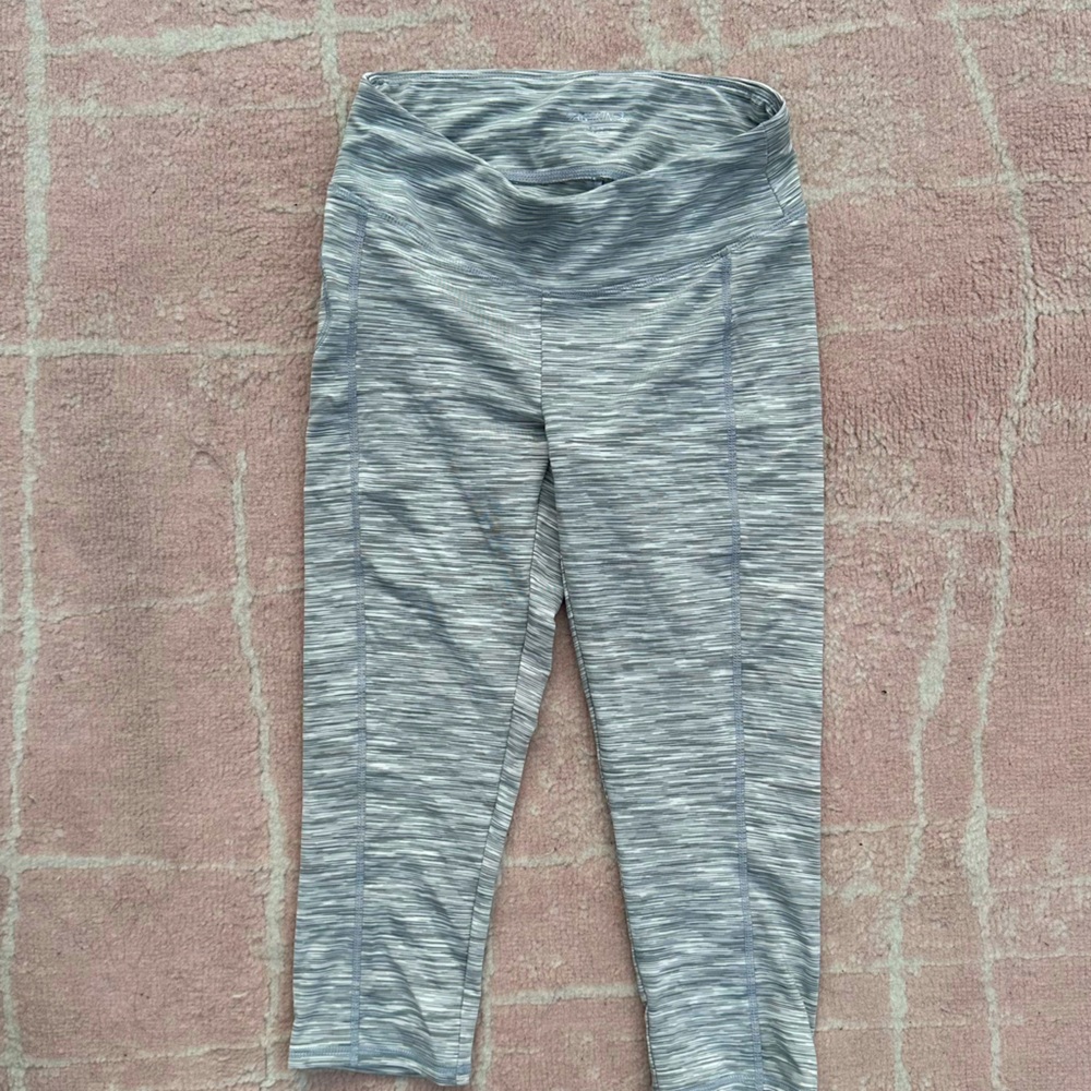 Cropped Leggings - Women’s Small